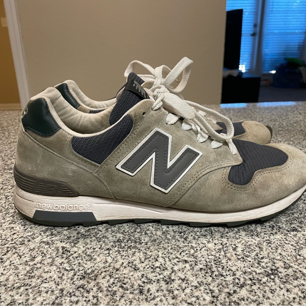 Men’s Size 11 New Balance 1400 Sneakers
